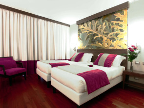 Отель Ramada Plaza by Wyndham Milano