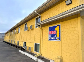 Studio 1 Hotel and Extended Stay Missoula