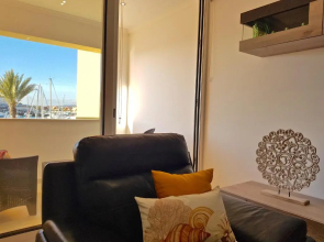 Marina Plaza 162 - Clever Details