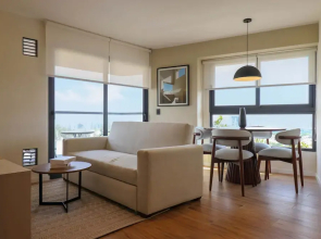 w Elegant 2BR With Balcony in San Isidro