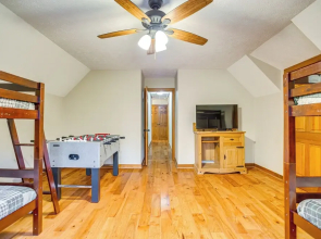 Large Dahlonega Home, Ideal for Family Gatherings!