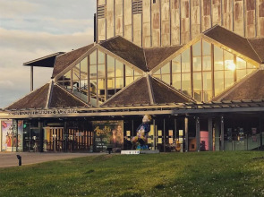 Kenneth Street Apartment