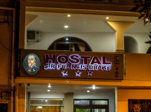 Hostal Sir Francis Drake