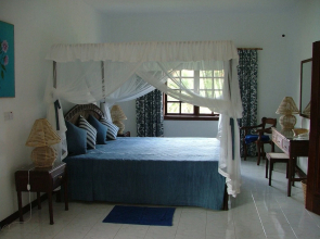 Woburn Residence Club