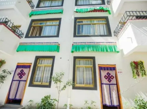 Hi Inn Lhasa Jokhang Temple