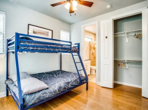 Grand Oak Lawn Town Home