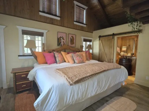 NEW Jungle Paradise Treehouse Suite With Resort Amenities Elevator Access Outdoor Kitchen Lagoon Lazy River Pool RV Hook up