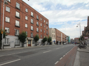 South City Centre Apartment