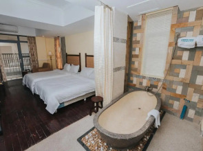 Hai Liang Ming Zhu Hotel