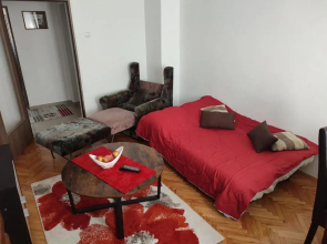 Lovely 1 bedroom apartment in city centre, sleeps 4 !