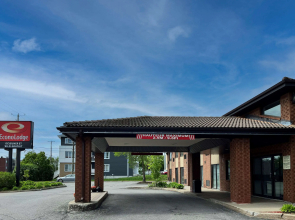 Econo Lodge Airport