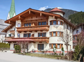 Attractive Holiday Home in Kaltenbach on the Ski-slope