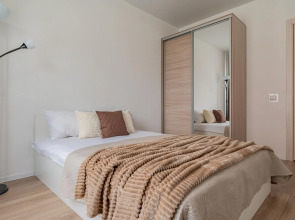 Хорошего дня на проспекте Космонавтов 11В