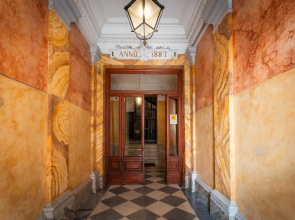 Cavour LR Collection
