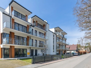 Little Laguna Apartments by Renters