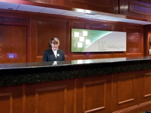 Holiday Inn Cincinnati-Eastgate, an IHG Hotel
