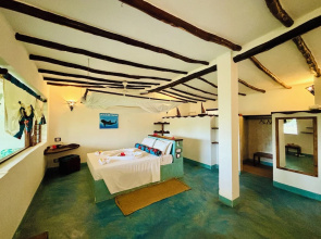 Basecamp Mafía Island