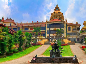 Hotel Vanda Gardenia Trawas