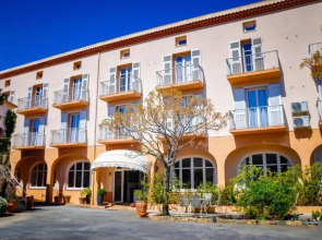 Hôtel Les Arbousiers