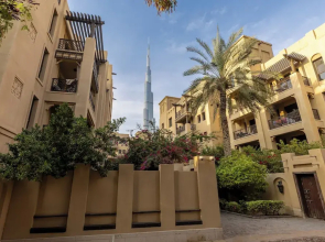 Maison Privee - Stylish & Spacious Apartment in Downtown Dubai