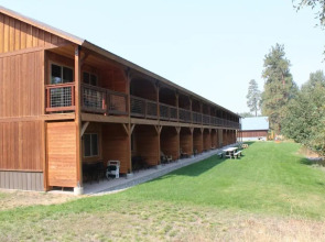 Methow River Lodge & Cabins
