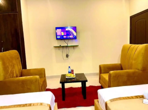 Go Guest House Lahore