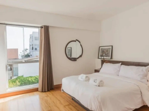 w Stylish 2BR at Malecon in Barranco