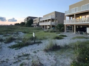 Beach Haven #C6