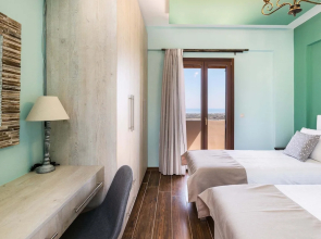 Stylish Villa Katifes With Private Pool, Amazing Views of the Sea and Close to the Beach