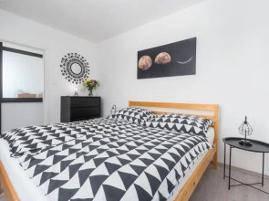 Figaro Vrsar with Pool and Garden for 4 Persons