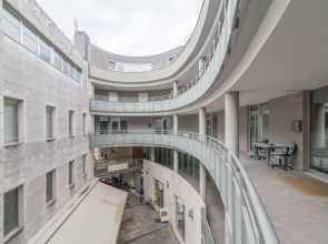 Luxurious Suites Elegance