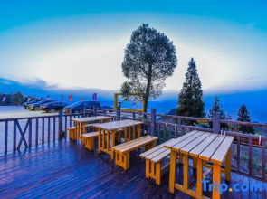 Mingyu Longgang Holiday Hotel