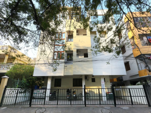 OYO 20004 SilverKey Kodambakkam