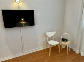 AP Hotel and Parking