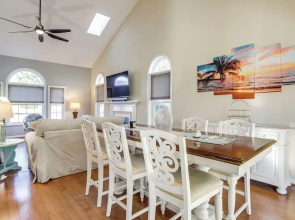 2 Mi to Bethany Beach: Family Retreat w/ Sunroom!