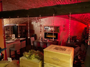 La Cave Rouge - fresh wine cave!