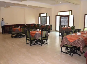 Hotel Regency Bina