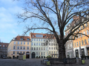 Sanders Old Square - Chic 1-bdr Apt Near Stroget