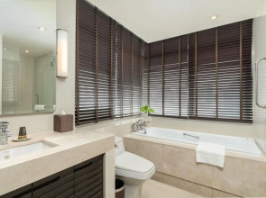 Sathorn Vista, Bangkok - Marriott Executive Apartments