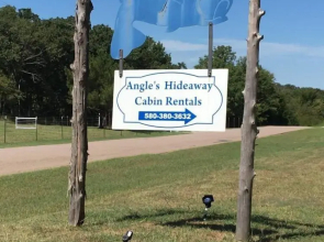 Anglers Hideaway Cabins