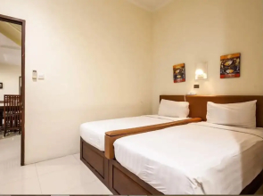 PB - Villa 5 - 4BR · 4-BR Private Pool Villa Walk to Seminyak Beach
