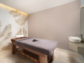 Bentley Hotel Old City