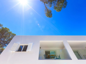 Pinos Playa Suites