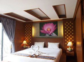 Renoir boutique hotel