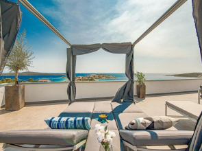 Stunning Home in Sevid With Jacuzzi, 3 Bedrooms and Outdoor Swimming Pool