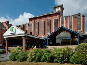Holiday Inn Bolton Centre by IHG