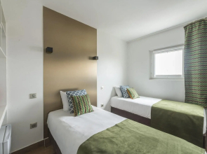 Hotel Zola 45 Bezons La Defense