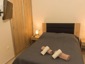 Central Luxury Studio 2