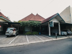 RedDoorz Plus @ Purwosari
