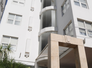Parra Hotel & Suites